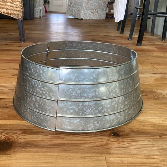 Christmas Tree Collar Galvanized Tin - Picture 2 of 5